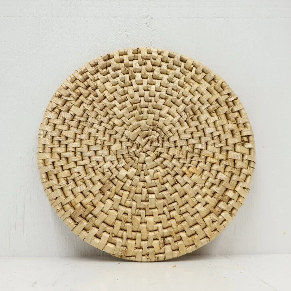 Vintage Rattan Whicker Thistle Natural Fiber 6in Diameter Trivet Coaster Set